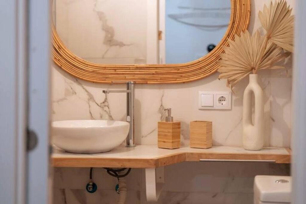 Apartamento A Estrenar En Calle Alcazares Seville Ngoại thất bức ảnh